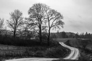 geschotterte Landstraße foto