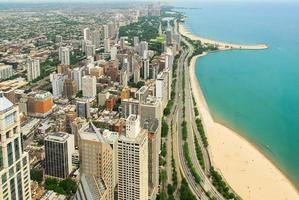 Skyline von Chicago und Blick auf die Goldküste foto