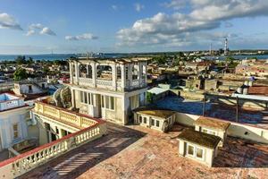 Panoramablick über die Stadt Cienfuegos, Kuba. foto