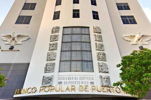 San Juan, Puerto Rico - 24. Dezember 2015 - Banco beliebt in San Juan, Puerto Rico. Die Bank im Art-déco-Stil stammt aus dem Jahr 1893. foto