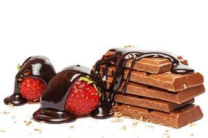 Erdbeere und Schokolade mit süßem Sirup foto