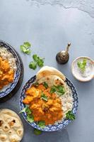 Chicken Tikka Masala, gekochtes mariniertes Hühnchen in gewürzter Currysauce foto