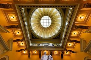 Richmond, Virginia - 19. Februar 2017 - Kuppel im Virginia State Capitol in Richmond, Virginia. foto