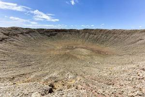 Meteoritenkrater, das Ergebnis eines etwa 50 Meter großen Nickel-Eisen-Meteoriten, der vor 50.000 Jahren in Arizona einschlug. foto