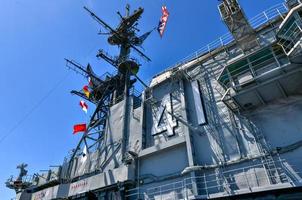 san diego, ca - 19. juli 2020 - die uss midway war ein flugzeugträger der us-marine, das führende schiff seiner klasse. eine woche nach dem ende des zweiten weltkriegs in dienst gestellt, ist es heute ein museumsschiff. foto