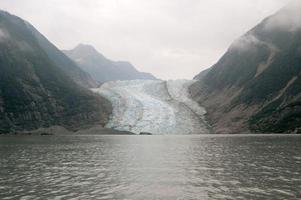 davidson-gletscher in der nähe von glacier point im südosten alaskas foto