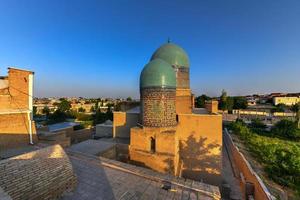 shah-i-zinda oder shohizinda, eine nekropole in samarkand, usbekistan. foto