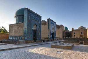 shah-i-zinda oder shohizinda, eine nekropole in samarkand, usbekistan. foto