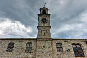 Clocktower auf der Werft der Royal Navy, HMD Bermuda, die zwischen der amerikanischen Unabhängigkeit und dem Kalten Krieg der Hauptstützpunkt der Royal Navy im Westatlantik war. foto