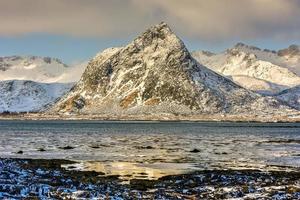 Natur von Vestvagoy auf den Lofoten, Norwegen foto