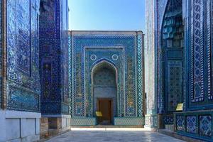 shah-i-zinda oder shohizinda, eine nekropole in samarkand, usbekistan. foto