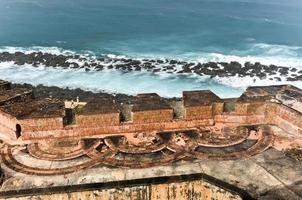 castillo san felipe del morro auch bekannt als fort san felipe del morro oder burg morro. Es ist eine Zitadelle aus dem 16. Jahrhundert in San Juan, Puerto Rico. foto