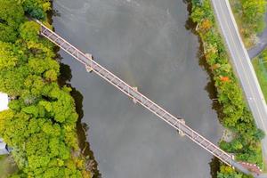 Black Bridge ist eine sanierte Pratt-Through-Fachwerkbrücke über den Catskill Creek in Catskill, New York. foto