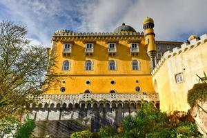 Palacio da Pena in Sintra, Lissabon, Portugal, Europa. es ist ein romantisches schloss in sao pedro de penaferrim, in der gemeinde sintra, portugal. foto