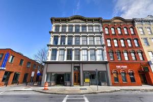 poughkeepsie, new york - 16. feb 2020 - das gusseiserne gebäude wurde 1872 erbaut und befindet sich im historischen viertel und im herzen der innenstadt von poughkeepsie. foto