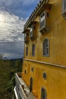 Palacio da Pena in Sintra, Lissabon, Portugal, Europa. es ist ein romantisches schloss in sao pedro de penaferrim, in der gemeinde sintra, portugal. foto