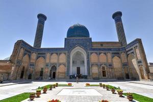 Gur-Emir-Mausoleum von Tamerlan und seiner Familie in Samarkand, Usbekistan. der Gebäudekomplex stammt aus dem 15. Jahrhundert. foto