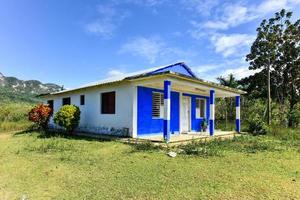 ländliches haus auf einem bauernhof in vinales, kuba. foto