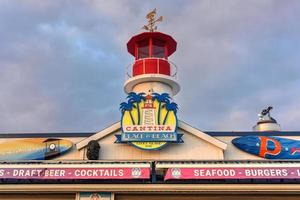 New York City - 10. Dezember 2017 - Cantina Restaurant entlang der Promenade in Coney Island im Winter. foto