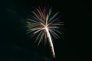 coney island sommerfeuerwerk - brooklyn, new york foto