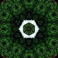 glänzender und hypnotisierender bunter Kaleidoskophintergrund foto