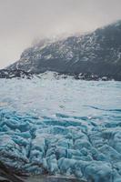 alte Gletscher auf Küstenlandschaftsfoto foto