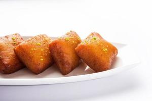 Chitrakoot, Chitrakut ist eine bengalische indische Süßigkeit aus Paneer, Mehl, Grieß, Khoya, Zucker foto