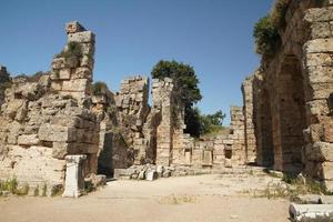 Bad in der antiken Stadt Perge in Antalya, Türkei foto