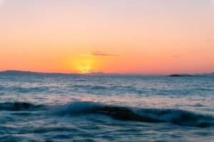 Schönheit warmen Sommer Sonnenuntergang foto