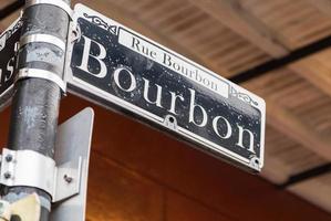 Bourbon-Straßenschild in New Orleans, Louisiana foto