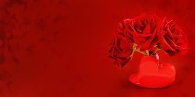 rot mit herz bokeh festliche banner mit strauß roter rosen in roter herzformvase mit kopierraum für text zum valentinstag. foto