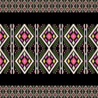 schöne bunte thailändische gestrickte Stickerei. geometrisches ethnisches orientalisches muster traditionell auf schwarzem hintergrund, thailändisches luxusmuster moderne kultur mit beschneidungspfad, foto