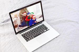 Familie Weihnachtseinkäufe online foto