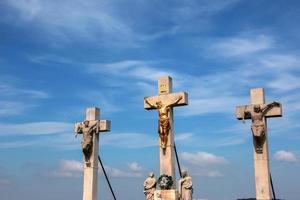 nitra, slowakei - 17.06.2022 kalvarienberg in der stadt nitra mit zobor-hügel, slowakische republik. religiöser Ort. kulturelles Erbe. foto