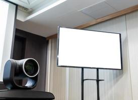nahaufnahme kamera videokonferenzen mit fernseher foto