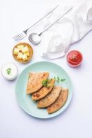 aloo gobi paratha foto