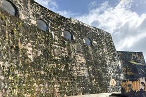 castillo san felipe del morro auch bekannt als fort san felipe del morro oder burg morro. Es ist eine Zitadelle aus dem 16. Jahrhundert in San Juan, Puerto Rico. foto