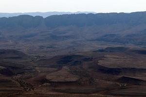 Ramon-Krater ist ein Erosionskrater in der Negev-Wüste im Süden Israels. foto