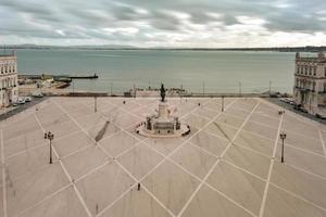 Handelsplatz in Lissabon, Portugal foto