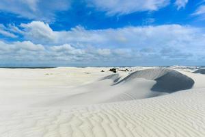 Weiße Sanddünen des Naturschutzgebiets Nilgen foto