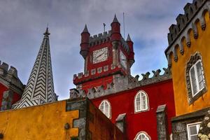 Palacio da Pena in Sintra, Lissabon, Portugal, Europa. es ist ein romantisches schloss in sao pedro de penaferrim, in der gemeinde sintra, portugal. foto