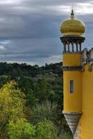 Palacio da Pena in Sintra, Lissabon, Portugal, Europa. es ist ein romantisches schloss in sao pedro de penaferrim, in der gemeinde sintra, portugal. foto