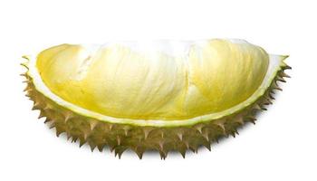 Nahaufnahme eines einzelnen Teils von reifem gelbem Durian-Fleisch mit Schale isoliert auf weißem Hintergrund mit Beschneidungspfad foto