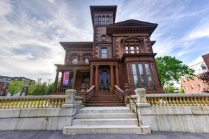 Victoria Mansion, auch als Morse-Libby-Haus oder Morse-Libby-Villa bekannt, ist ein wegweisendes Beispiel amerikanischer Wohnarchitektur in der Innenstadt von Portland, Maine, Vereinigte Staaten. foto