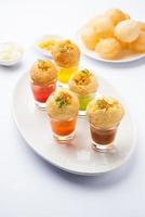 Panipuri-Schuss oder Golgappa-Schuss foto