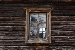 alte traditionelle häuser in lettland foto