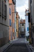 Ansichten aus einer kleinen Stadt in Südfrankreich foto