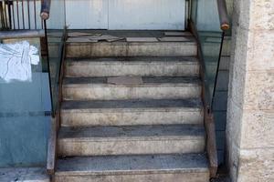 Treppe zum Auf- und Absteigen. foto