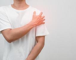 Nahaufnahme Mann schmerzt seine Schulter vom Bürosyndrom Studioaufnahme foto