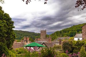 die alte ländliche Stadt Dunster, England. foto